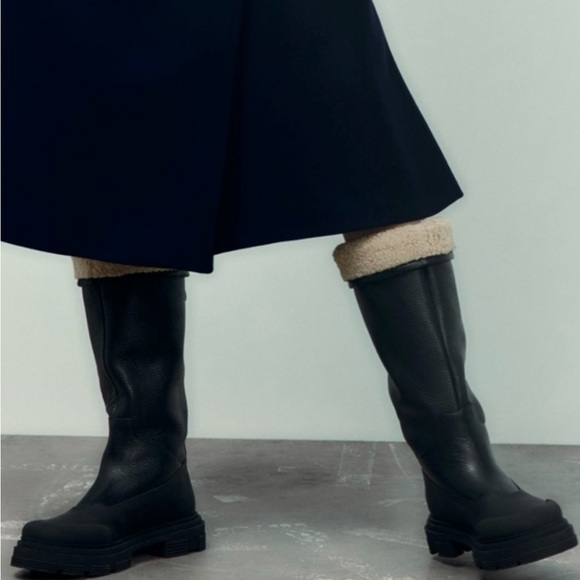 ZARA Black Leather Shearling Lined Platform Boots - Picture 7 of 8